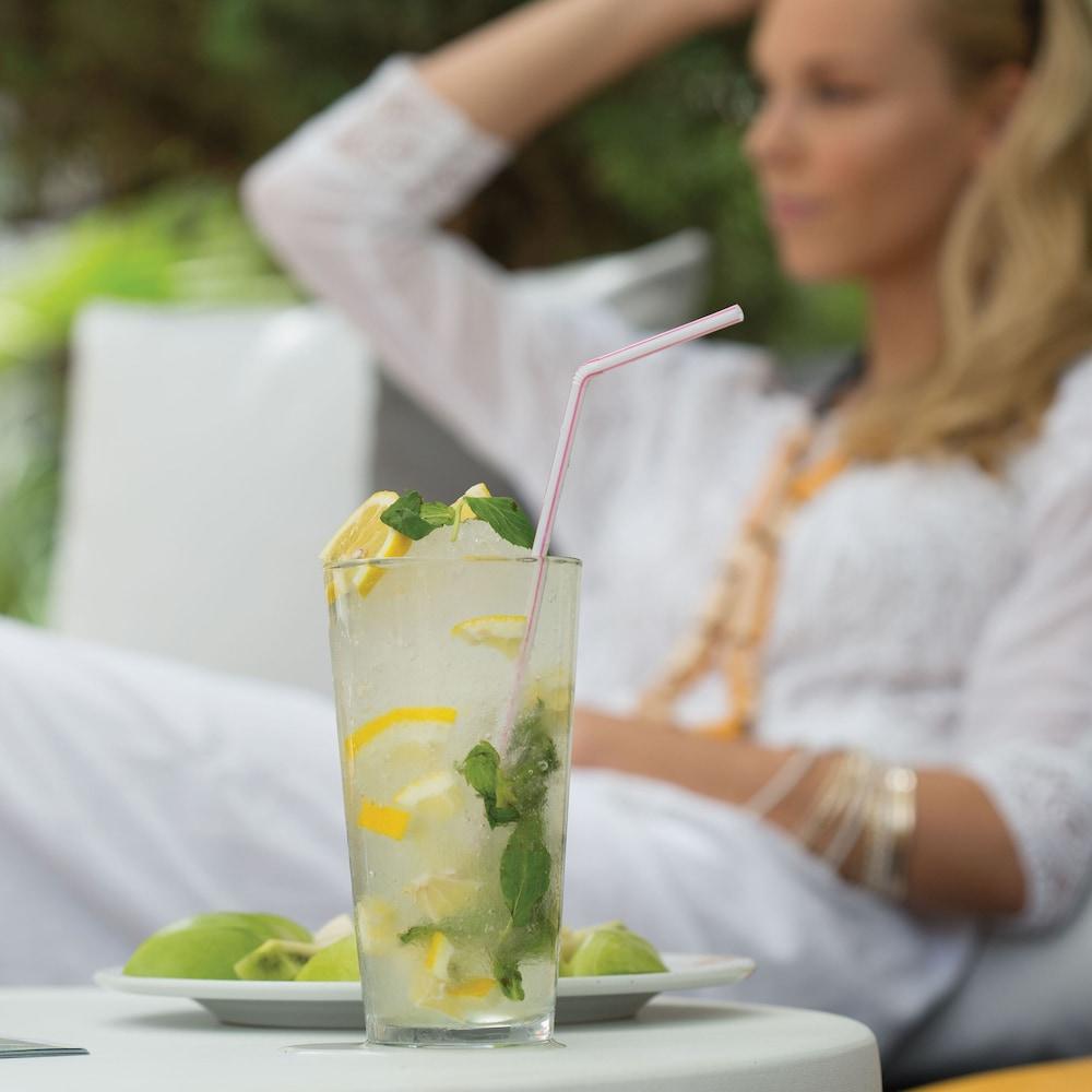Paloma Marina Suites - Adult Only Kuşadası Ngoại thất bức ảnh