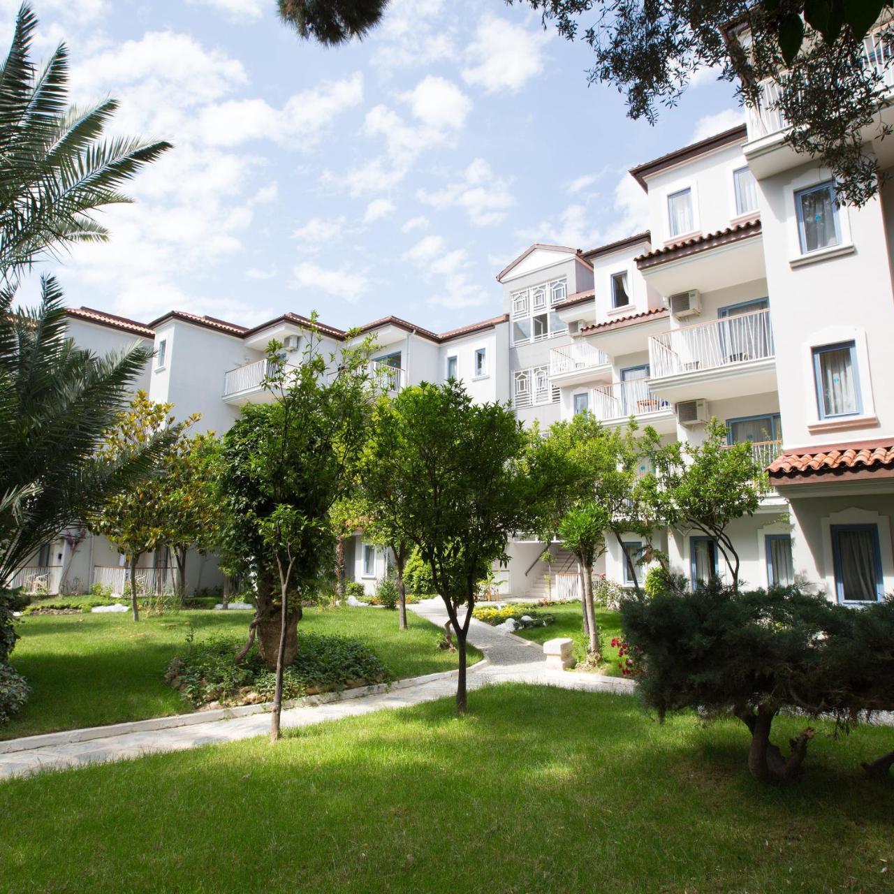 Paloma Marina Suites - Adult Only Kuşadası Ngoại thất bức ảnh