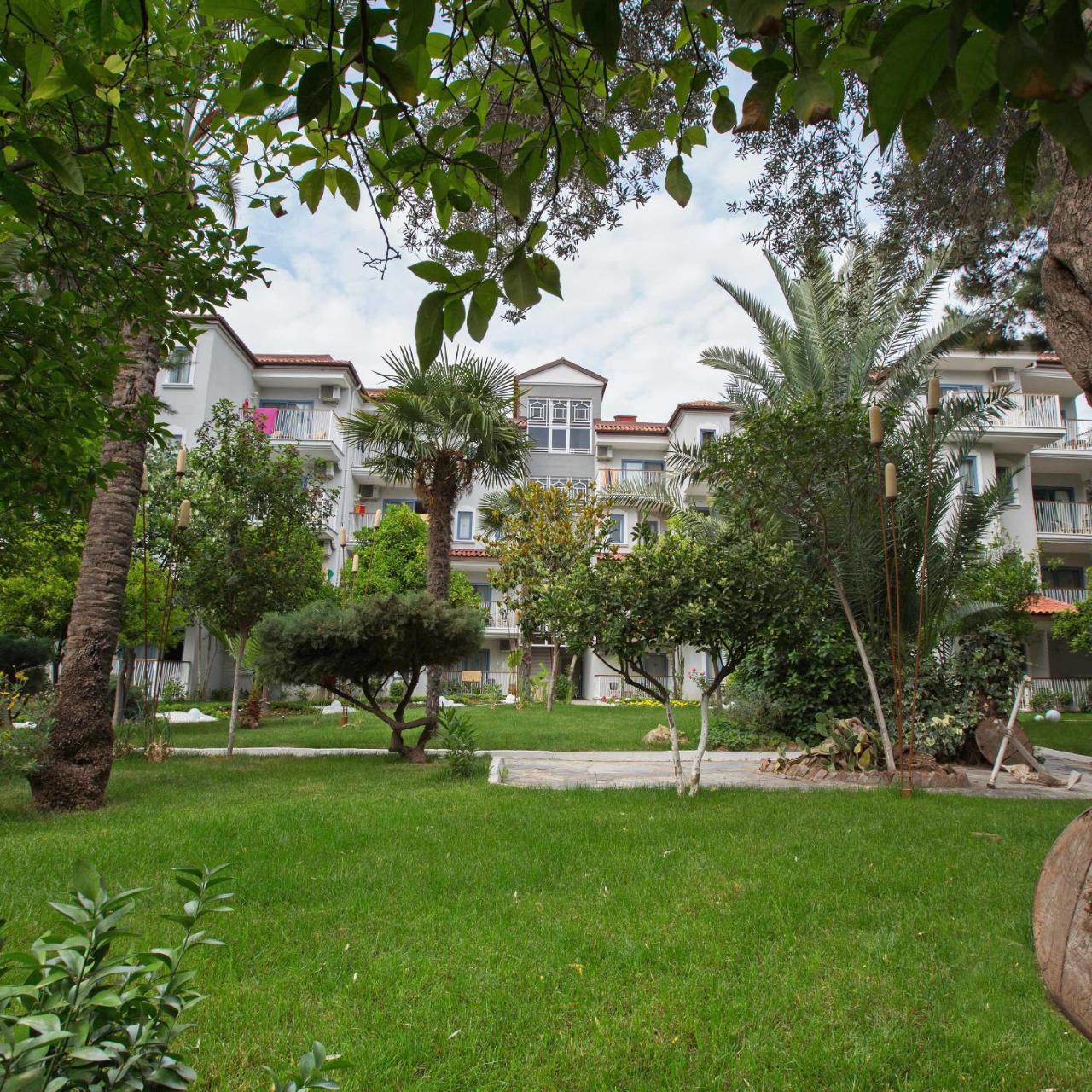 Paloma Marina Suites - Adult Only Kuşadası Ngoại thất bức ảnh